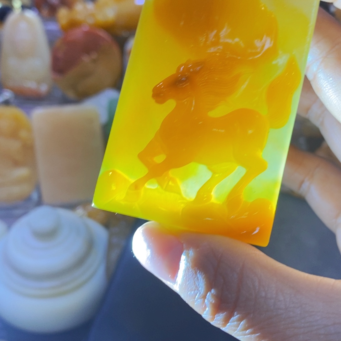 石英质玉颈饰未镶嵌