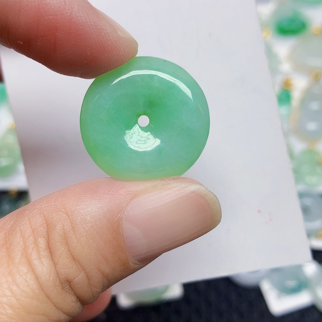 翡翠未镶嵌颈饰356789