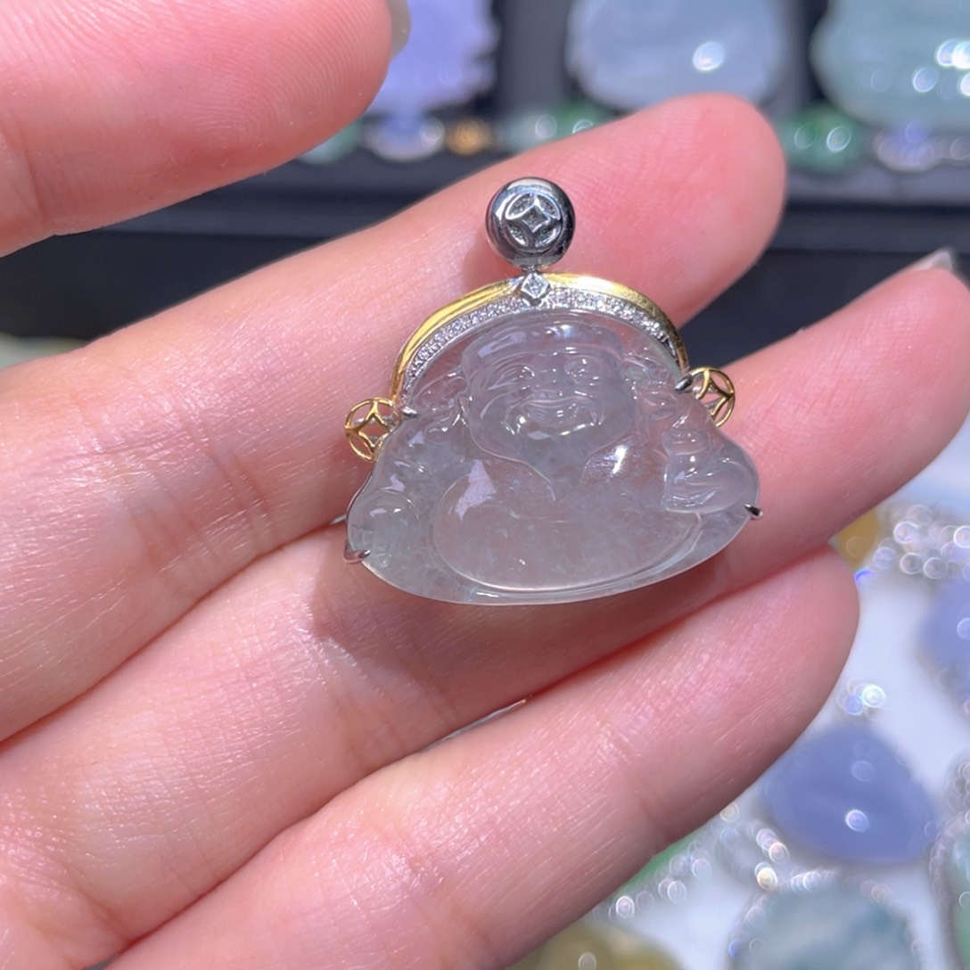 颈饰18K金镶嵌翡翠翡翠