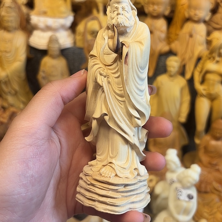 黄杨木黄杨木瑕疵达摩