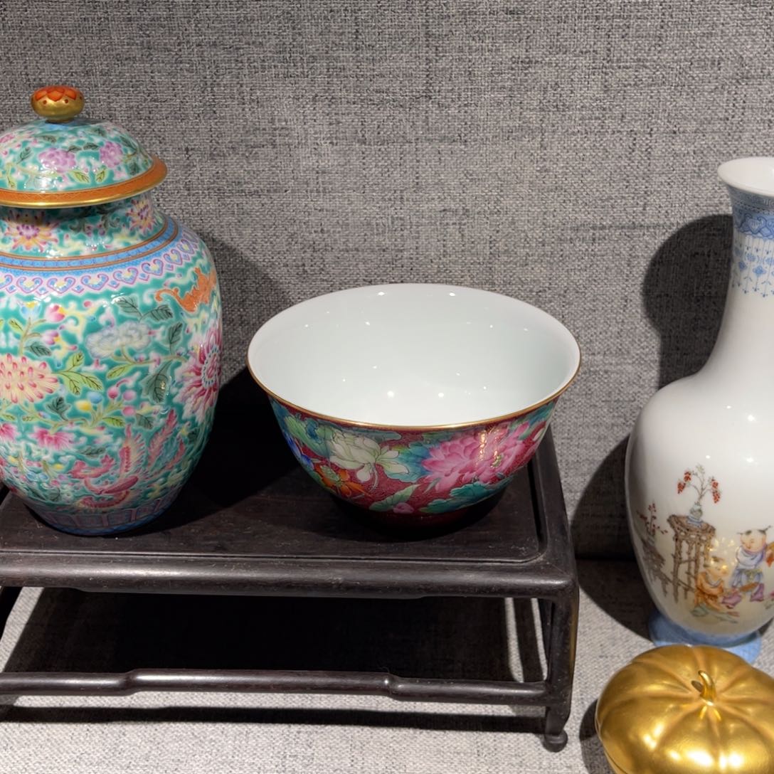 来****抱精品陶瓷传世收藏