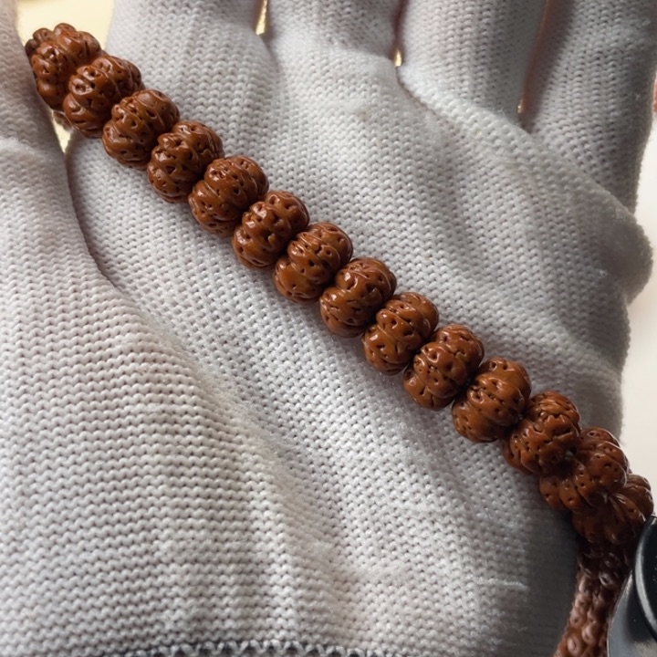 金刚菩提吊坠张*泰森手串