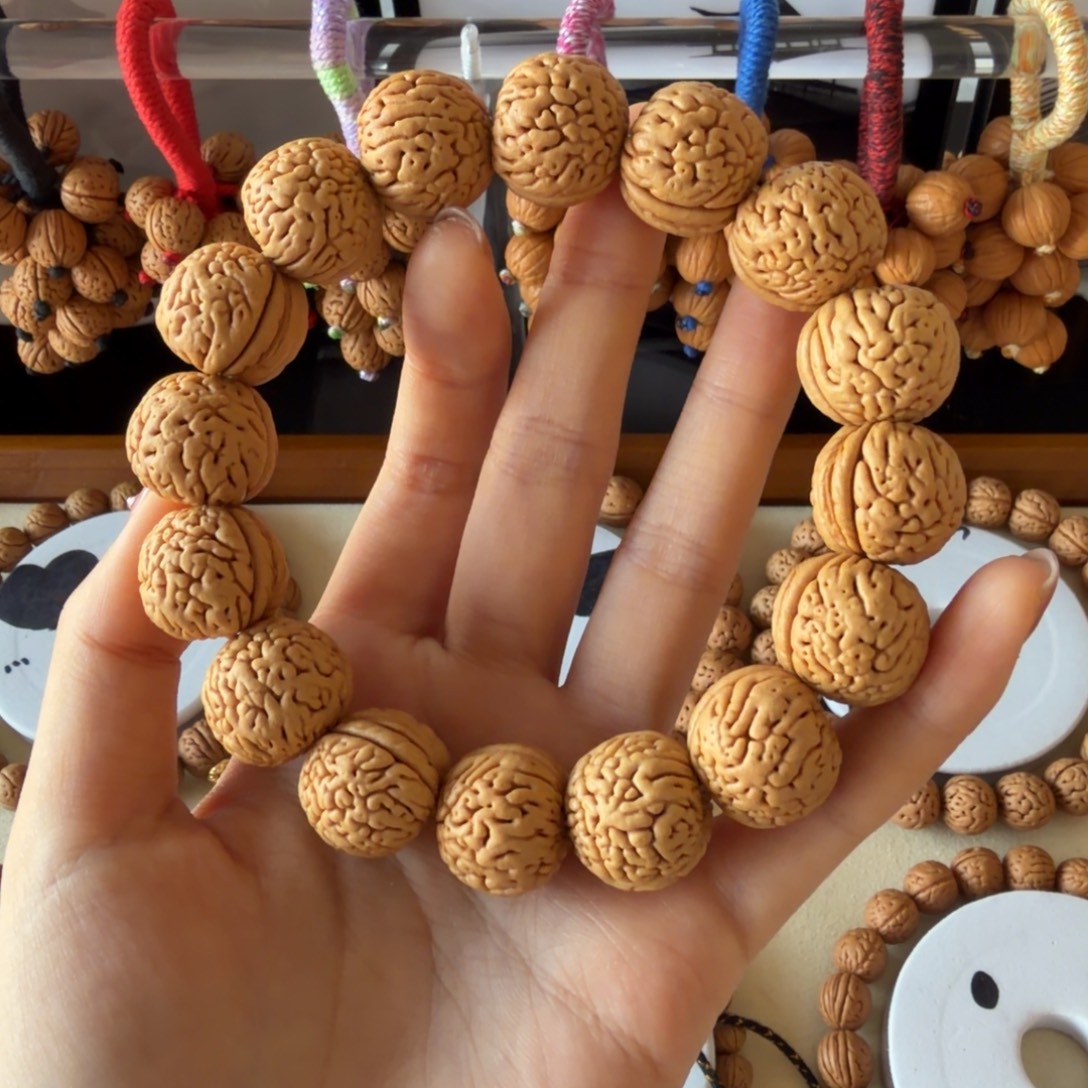 *****龙鳞肌肉奶油皮吊坠