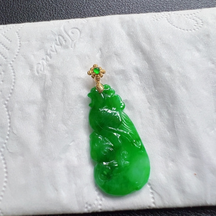 吊坠(不含链)18K金镶嵌翡翠