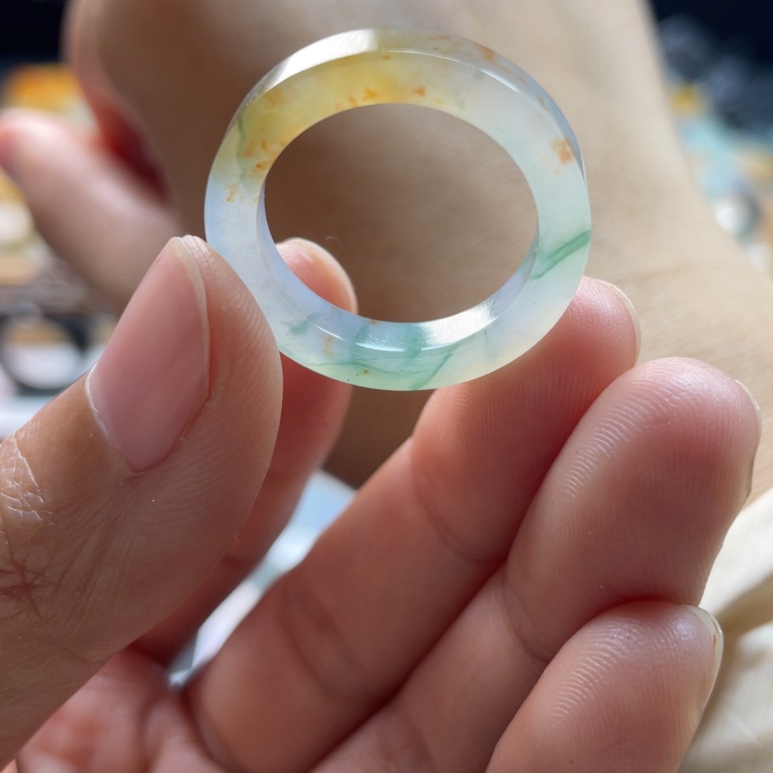 定制翡翠未镶嵌戒指