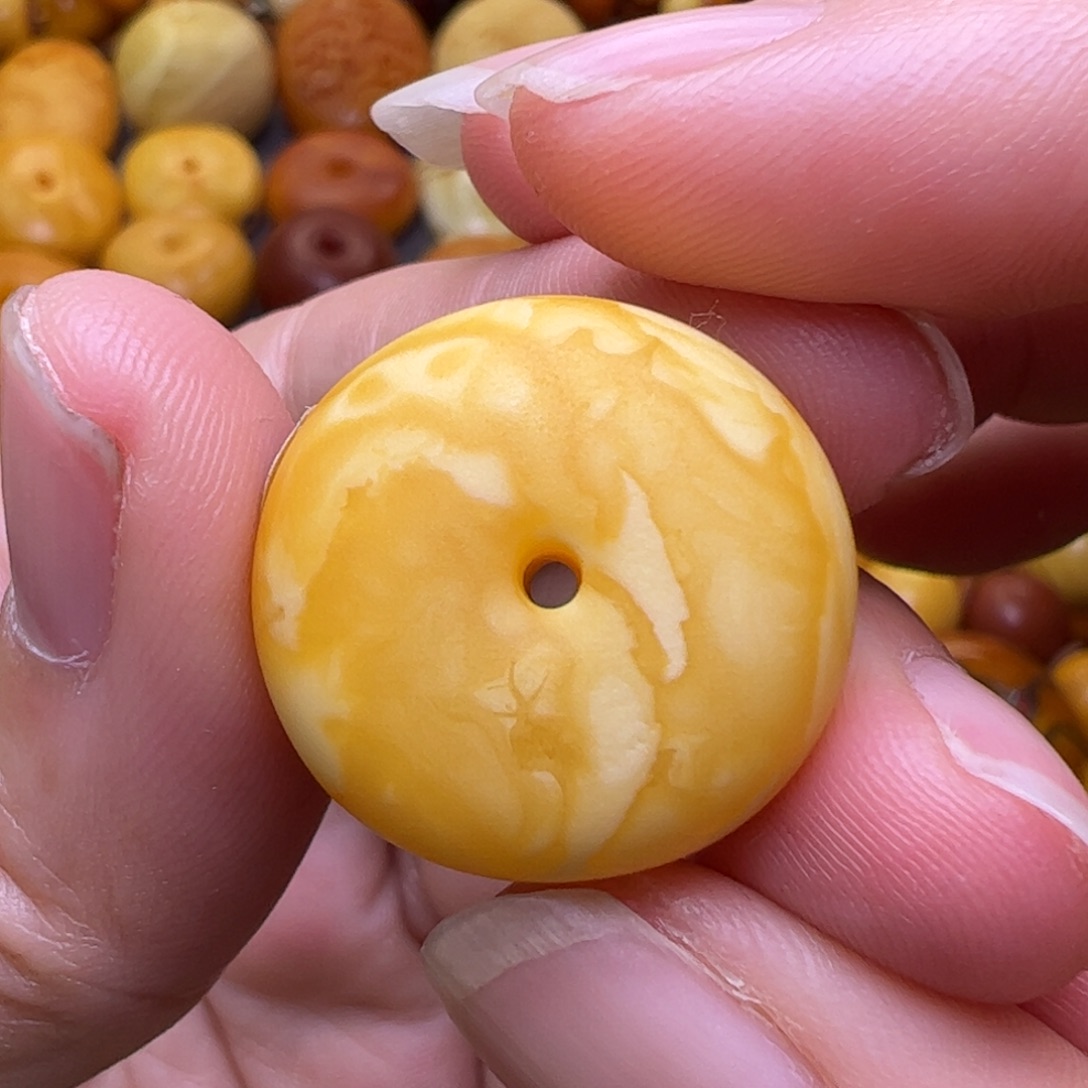 蜜蜡未镶嵌珠宝奇石22.7加