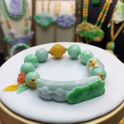 翡翠手链未镶嵌天然