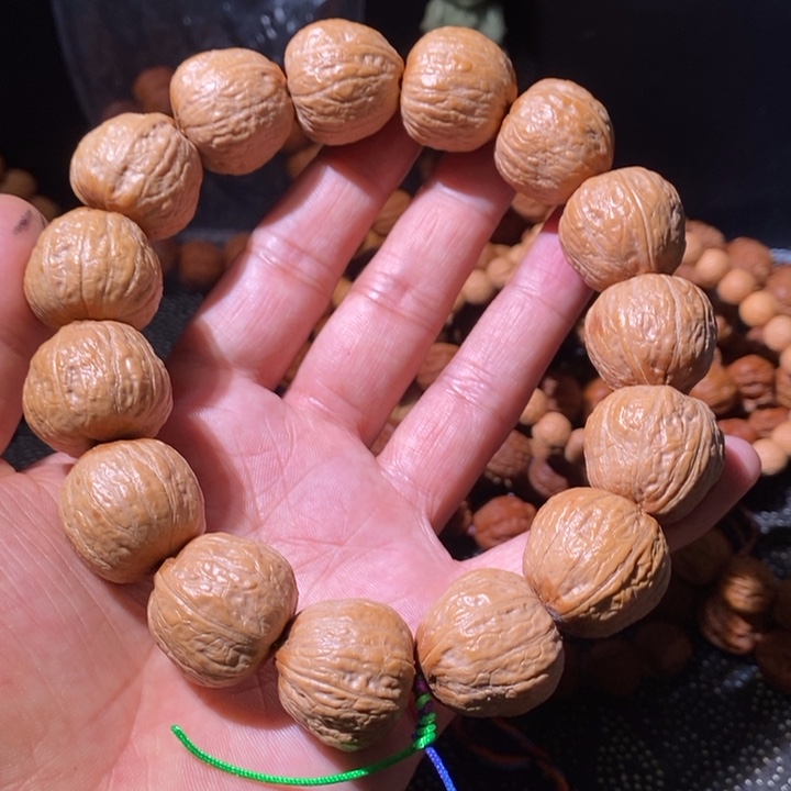 手串文玩核桃……33