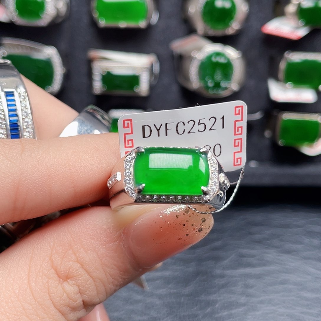 翡翠戒指银S925镶嵌朝*编号2521