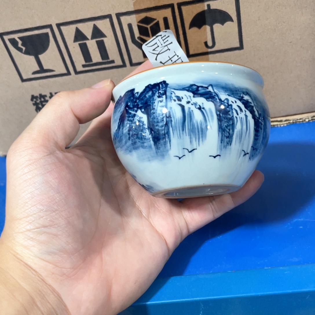 釉下手绘茶具微瑕