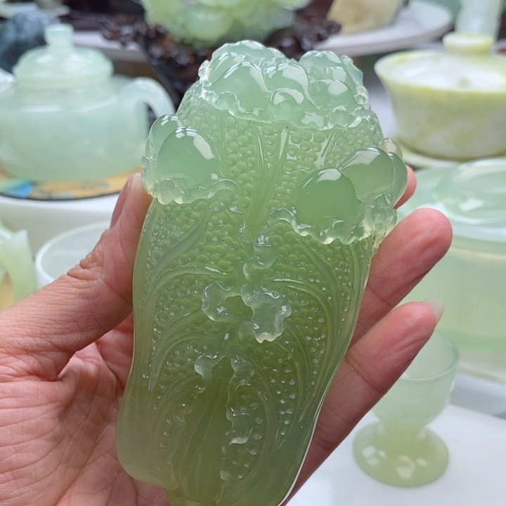 岫玉四大名玉手把件未镶嵌