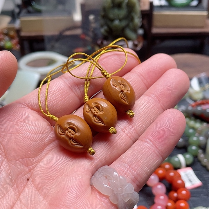 和田玉戒指未镶嵌