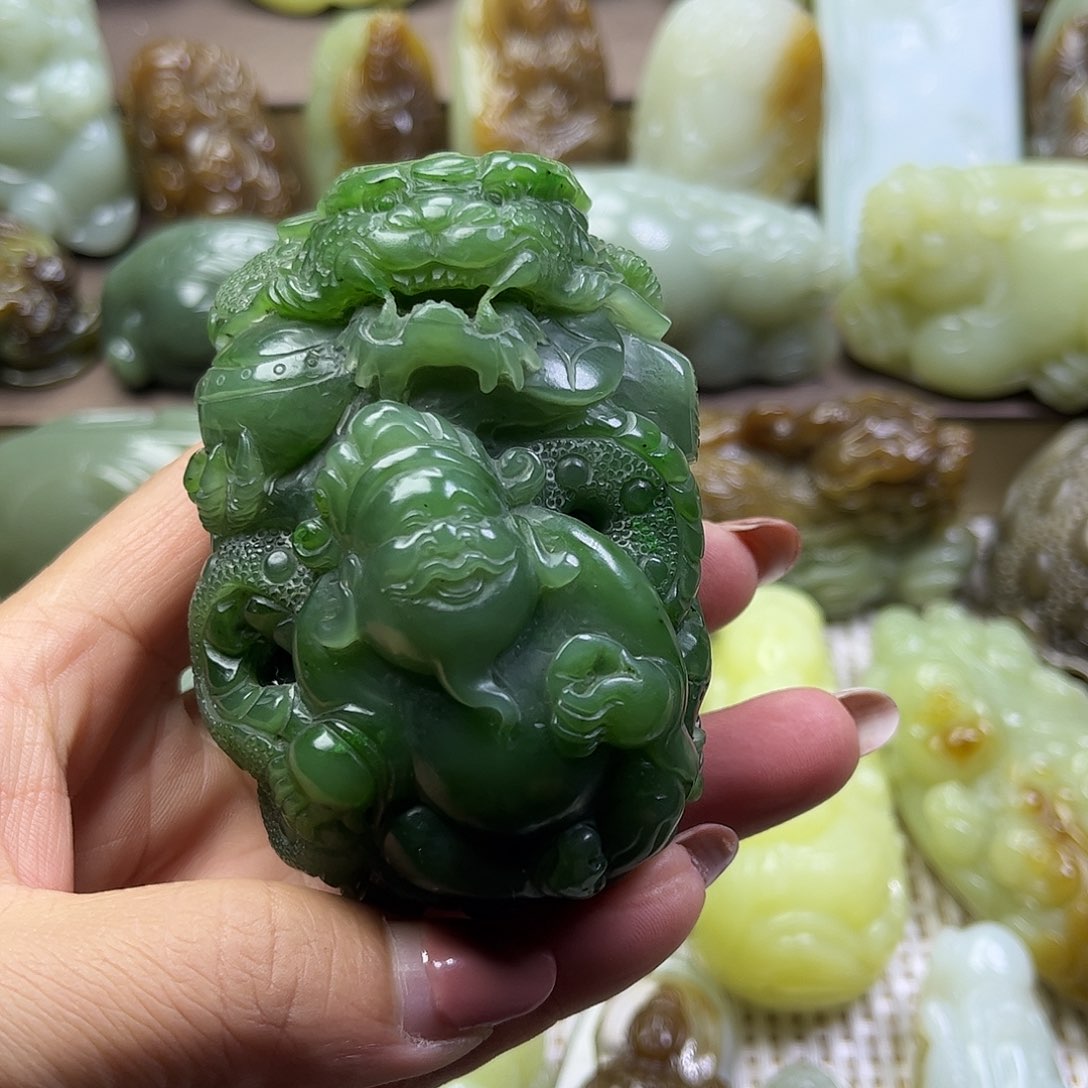 和田玉挂件未镶嵌