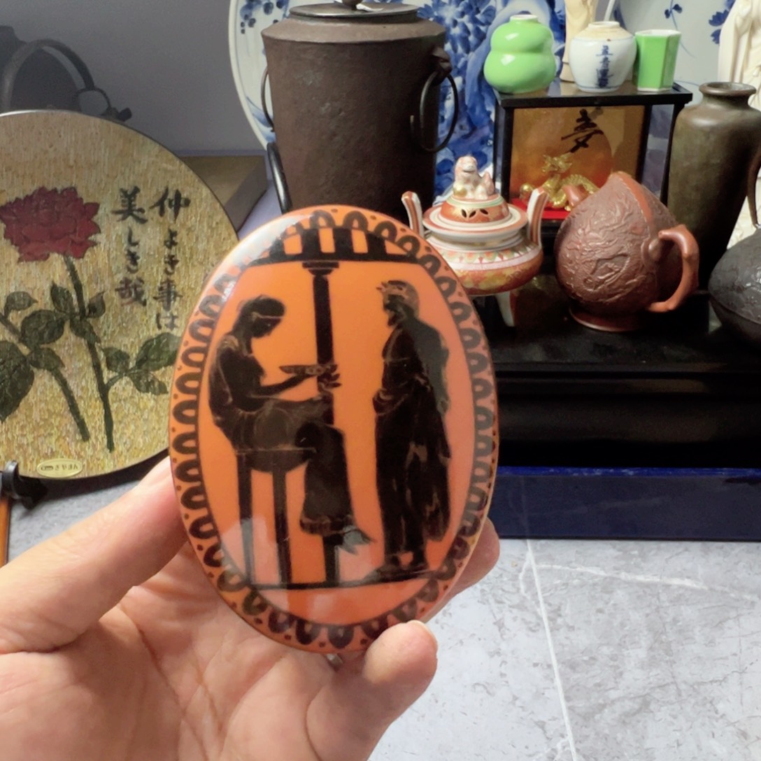 精美瓷器音乐盒品相好