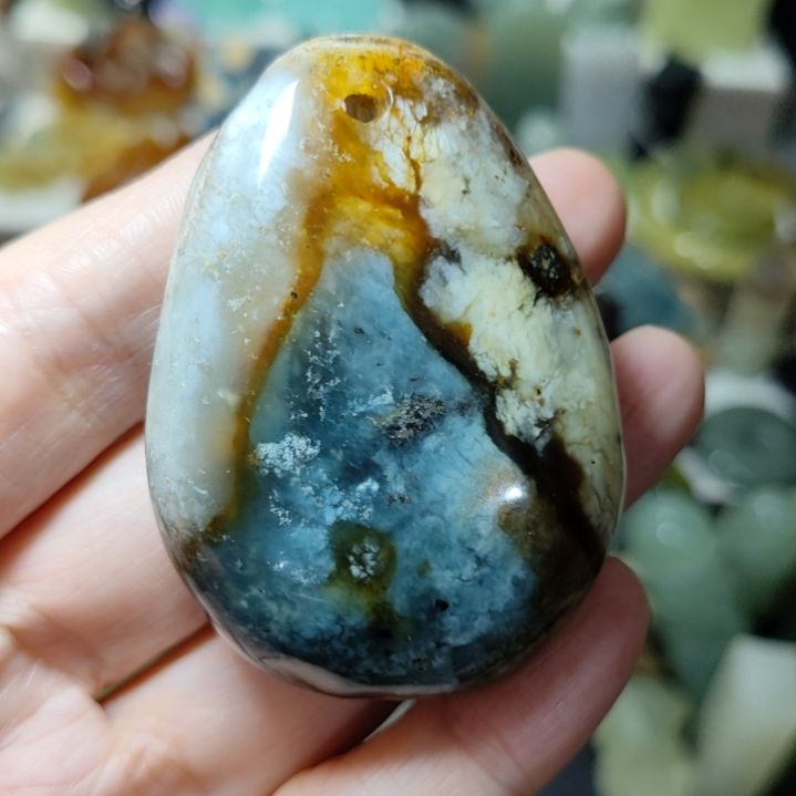 岫玉未镶嵌手把件