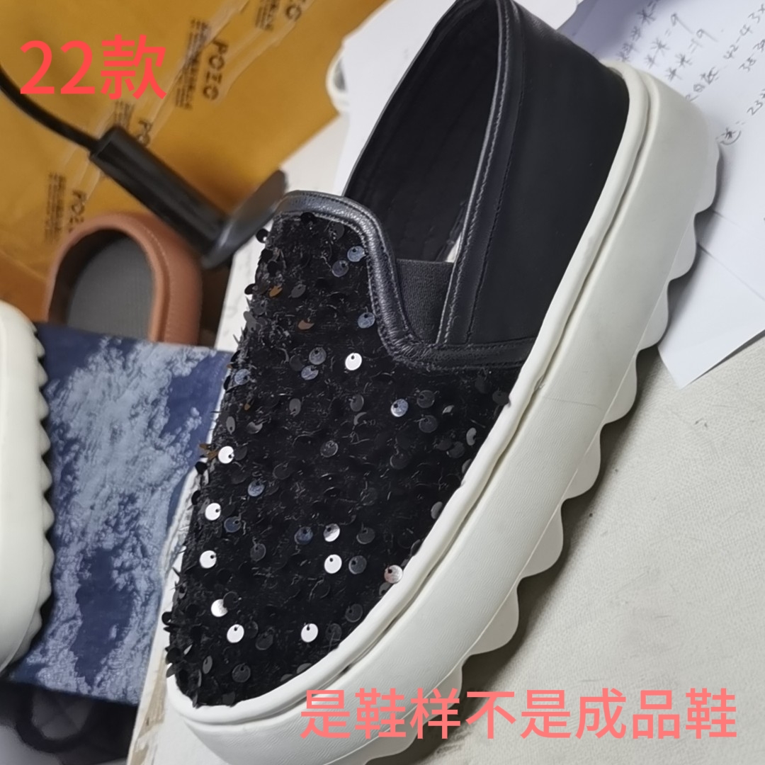 时尚男女休闲鞋样