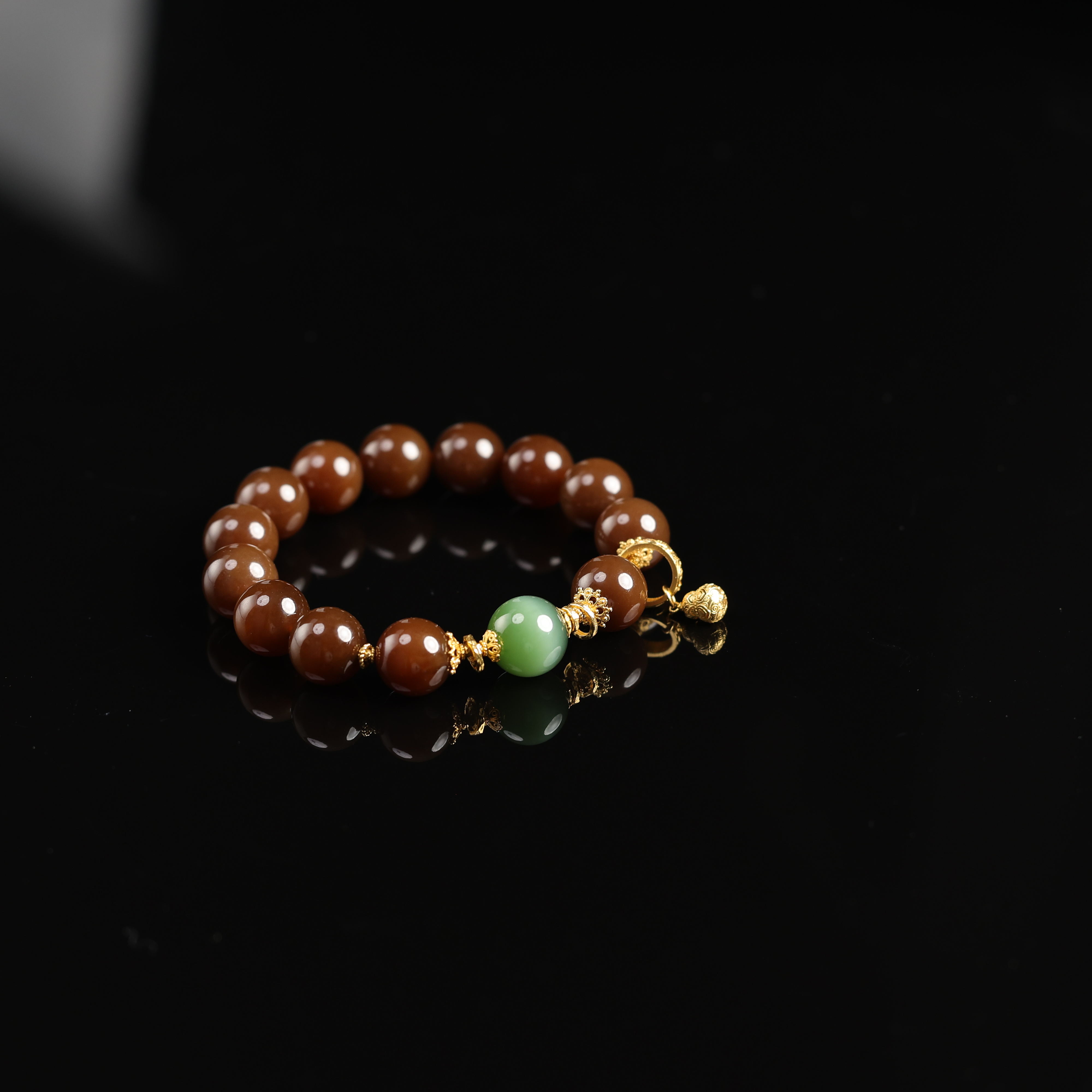 本真 | “尔阳”珍藏级臻品和田玉深糖12mm手