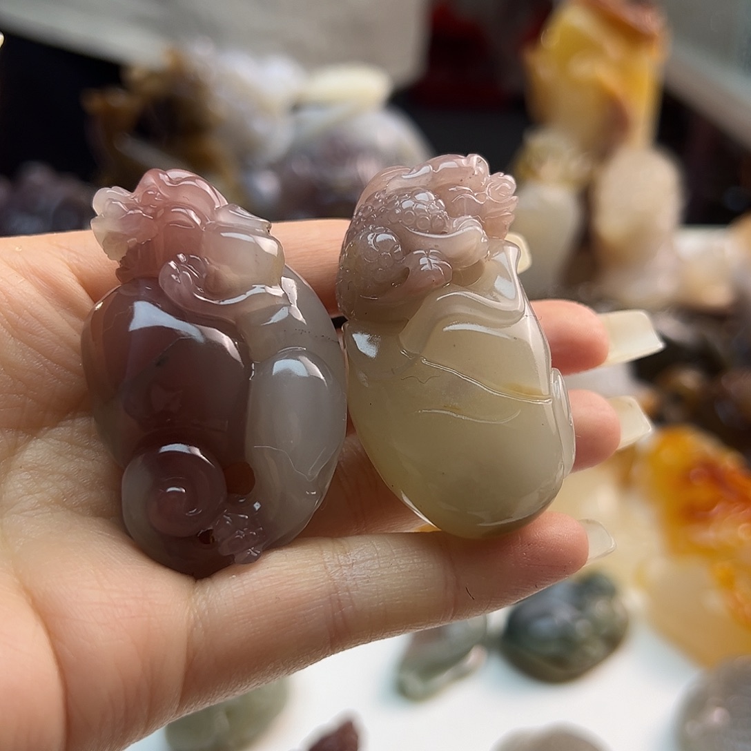 哒***哒玛瑙/玉髓未镶嵌吊坠(不含链)