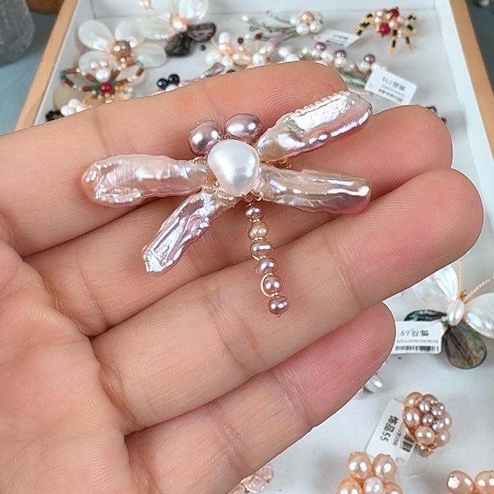淡水珍珠胸针未镶嵌