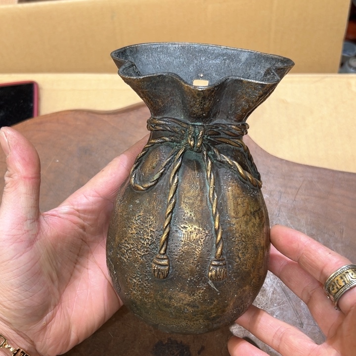 瓷器周边默认瑕疵1