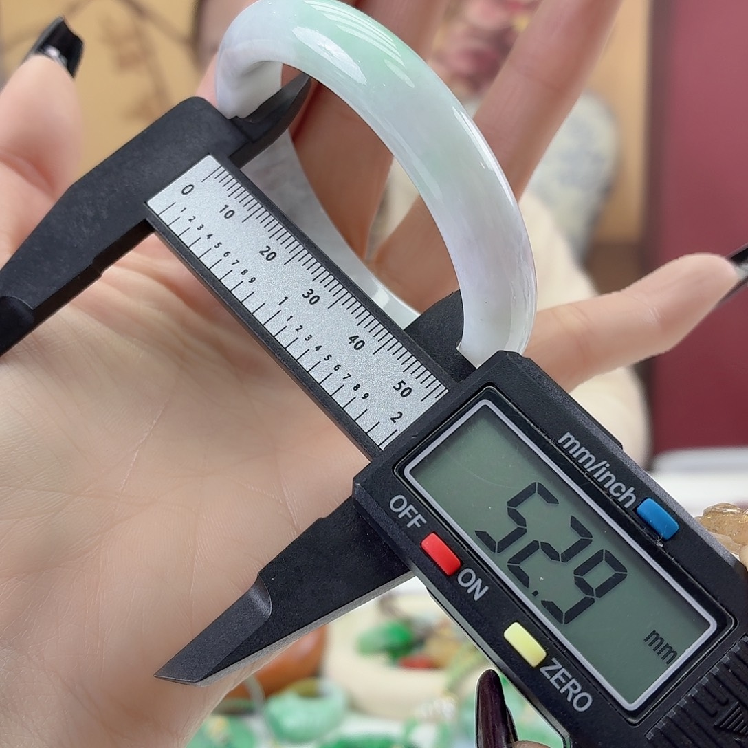 翡翠未镶嵌手镯翡翠