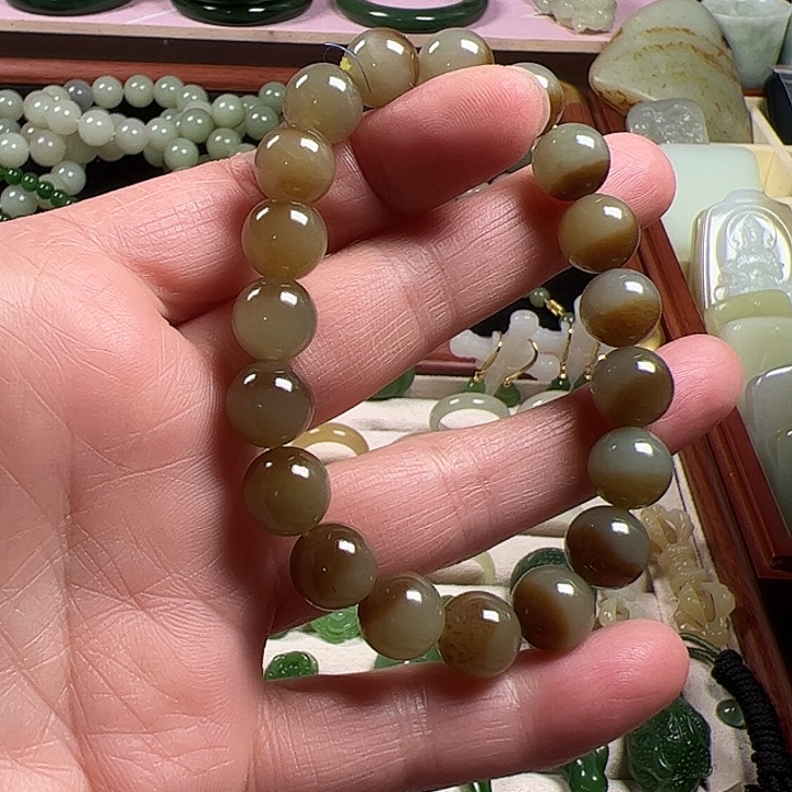 和田玉（糖玉）未镶嵌手链