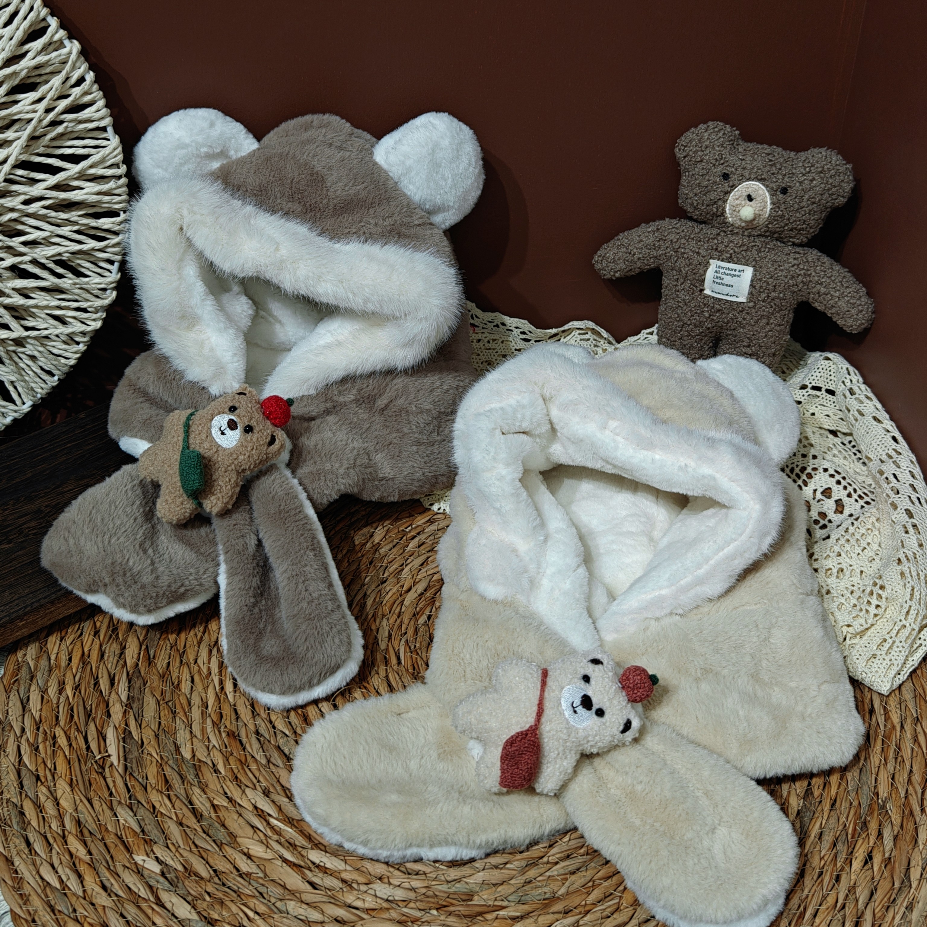 背包小熊毛绒一体帽