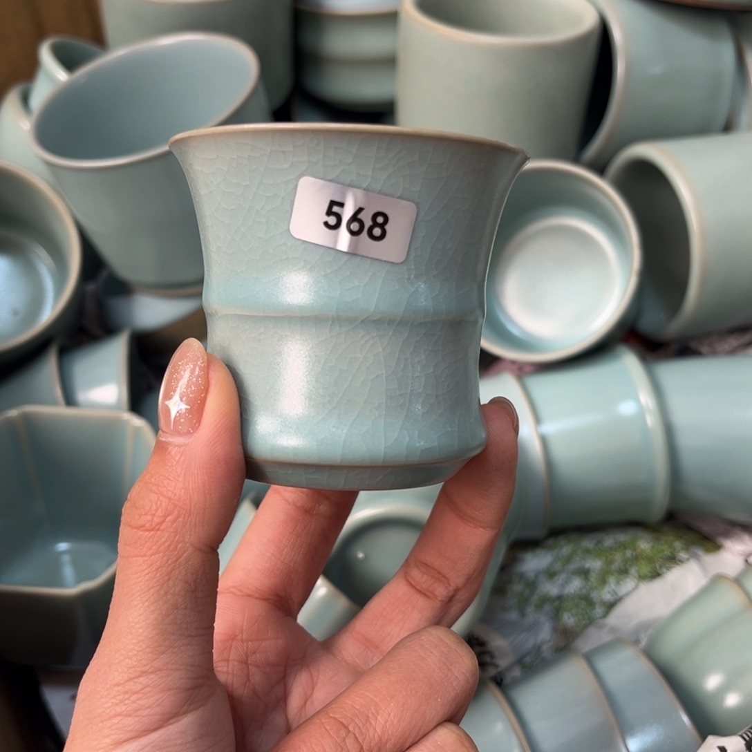 摆件陶铁**月568哈哈哈哈哈哈哈微瑕