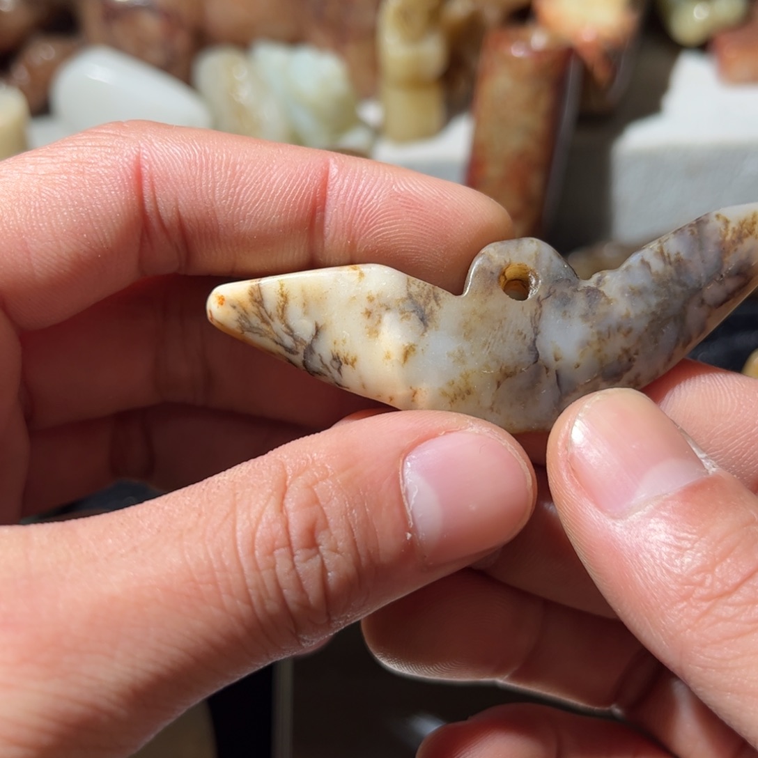 和田玉未镶嵌挂件