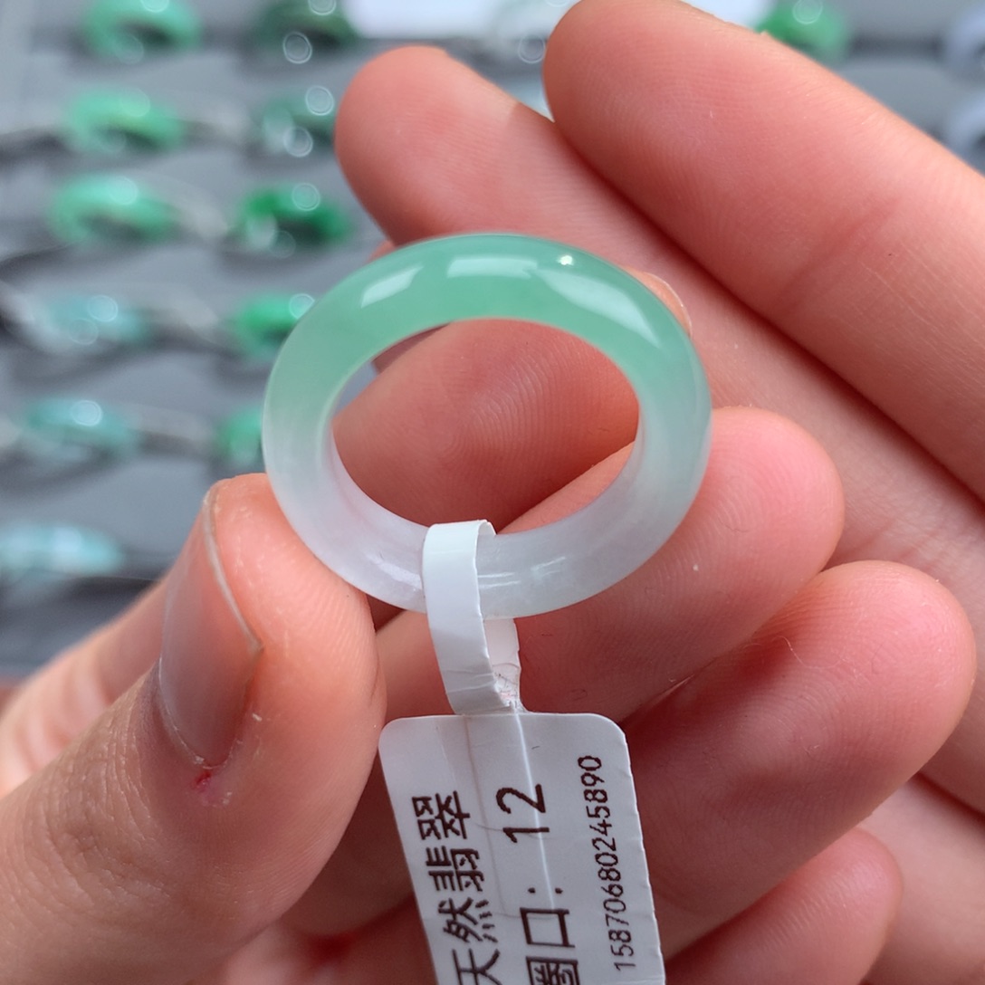 翡翠戒指未镶嵌天然