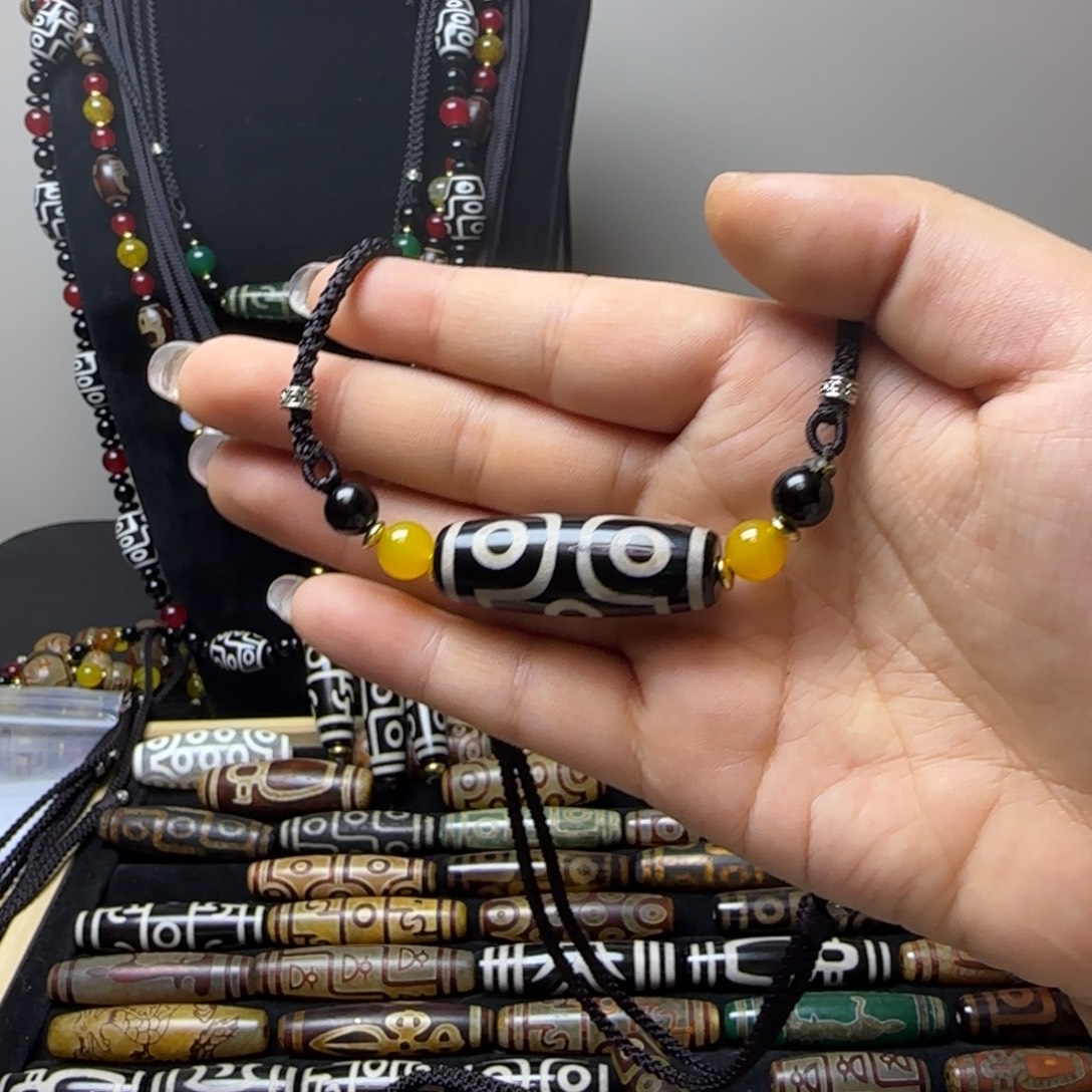 玛瑙/玉髓合金颈饰