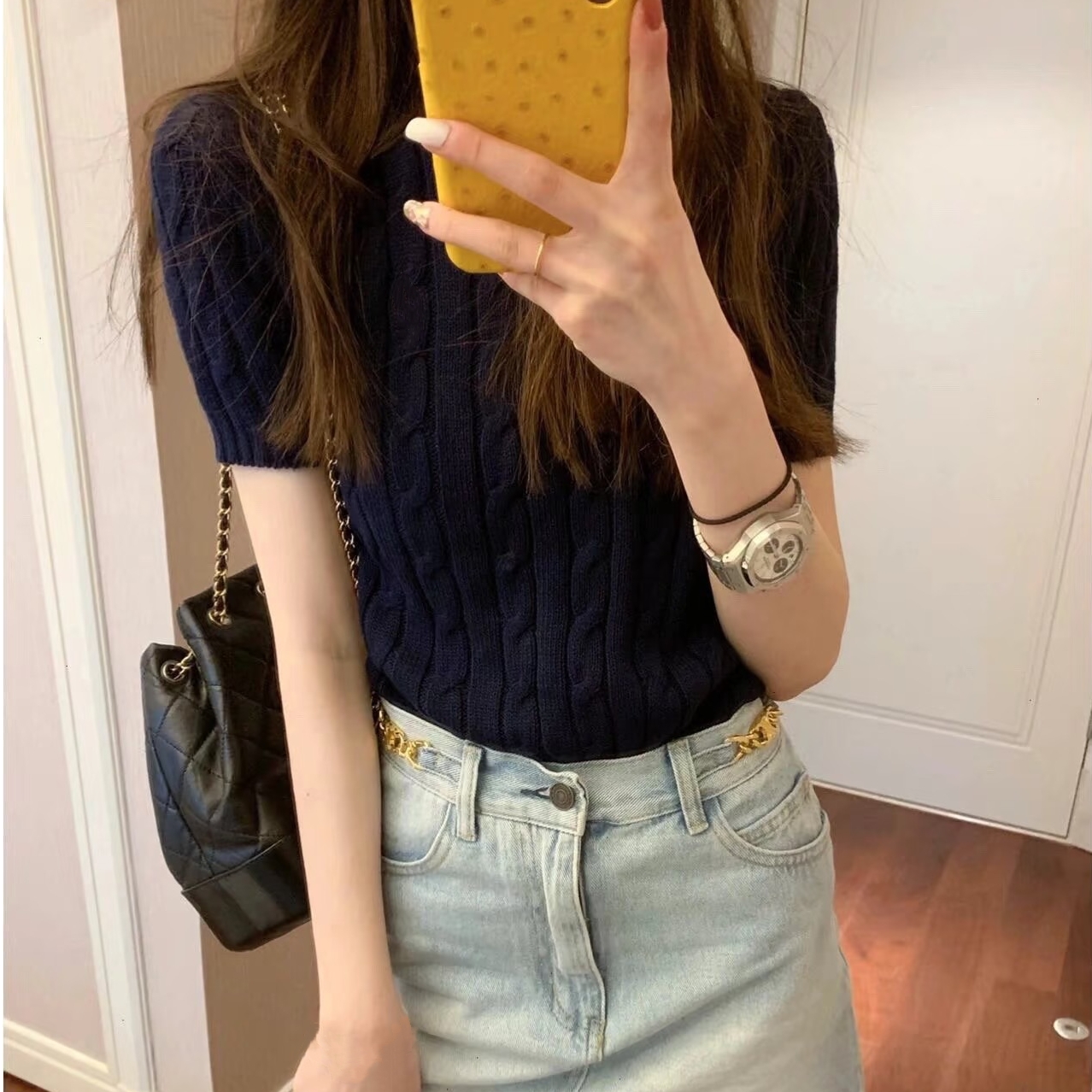 主-经典时尚净版圆领套头针织短袖女款（马刺绣）