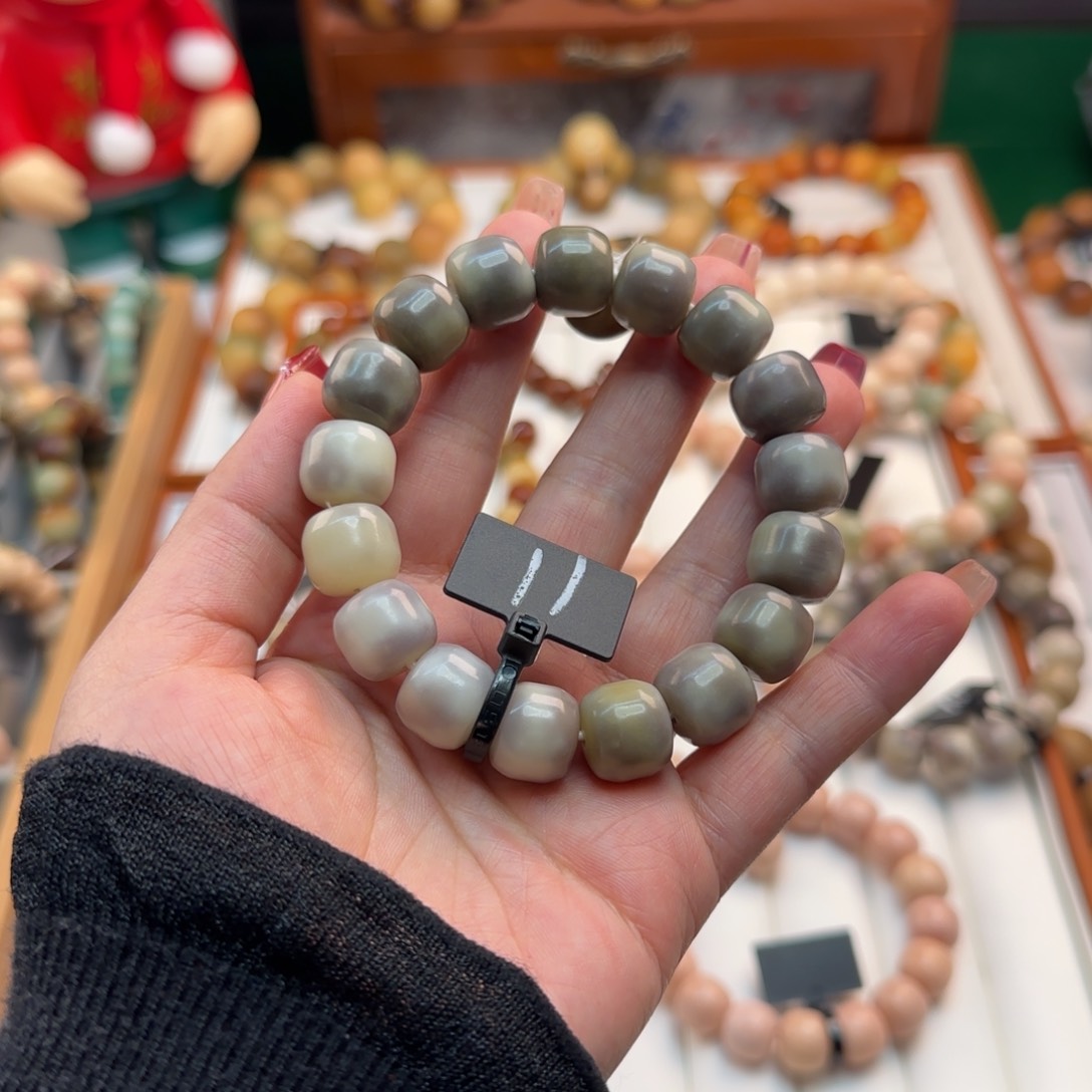 菩提根/象牙果手串假*练卡13汉堡全品11