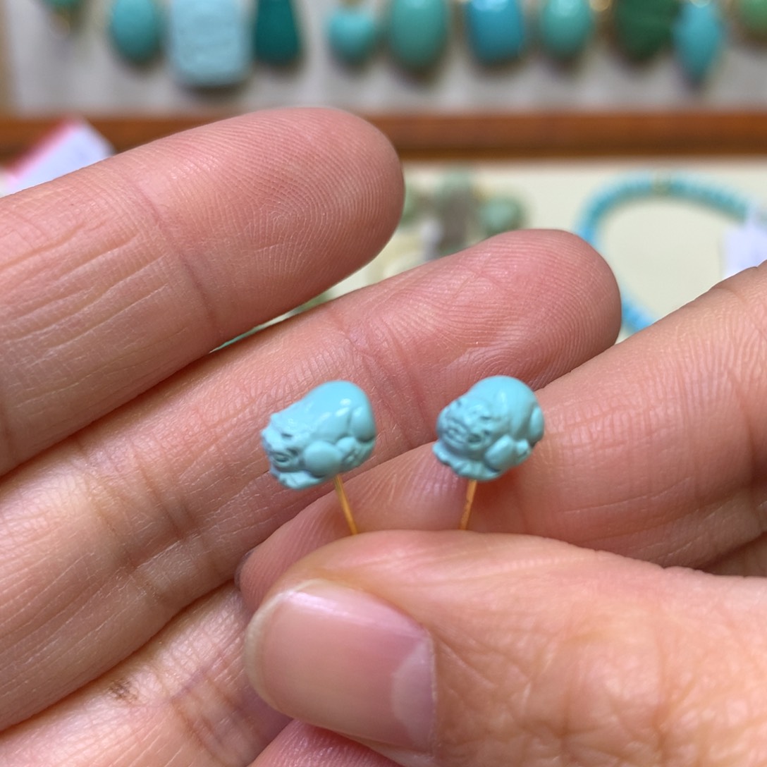 绿松石耳钉18K金镶嵌