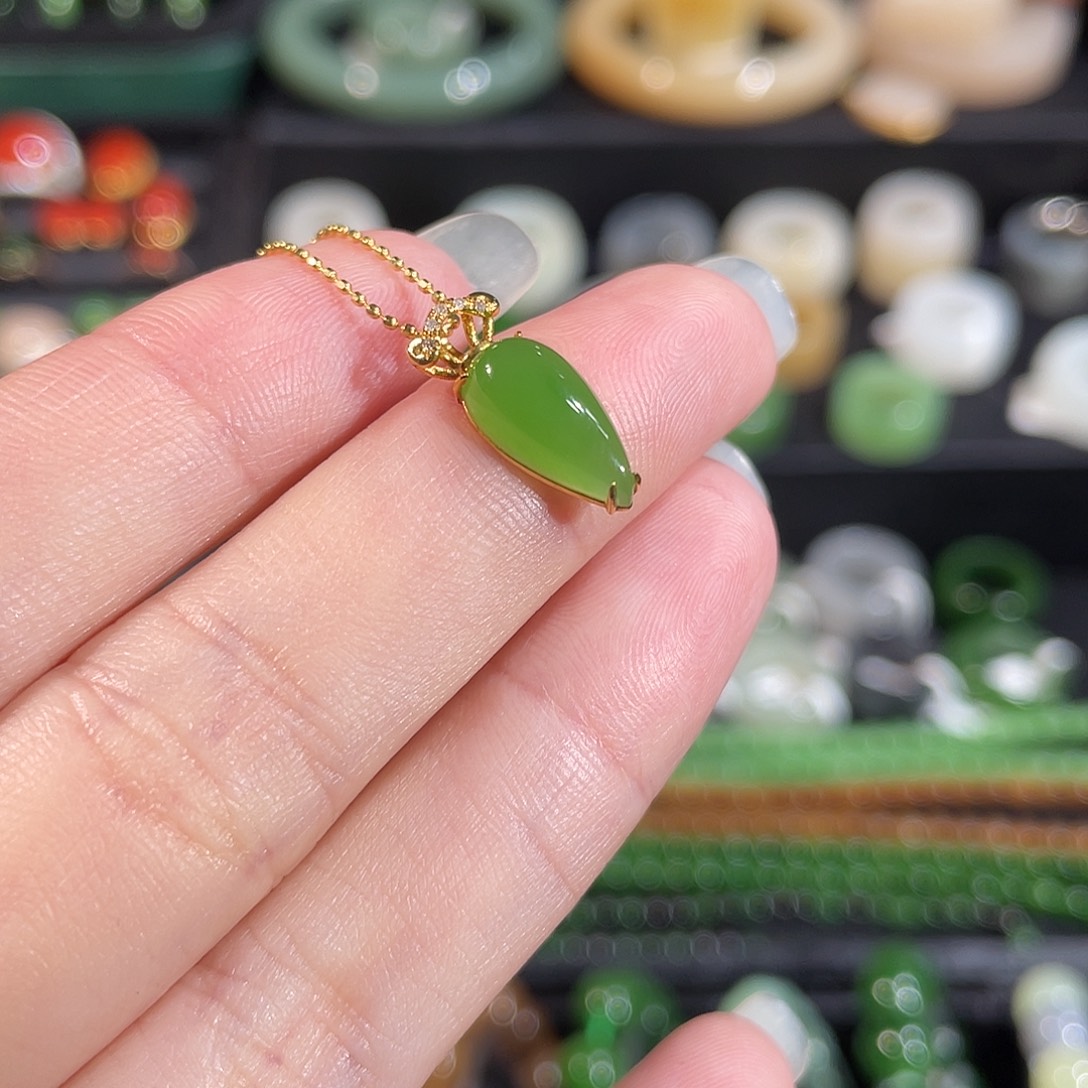 和田玉18K金镶嵌吊坠(不含链)