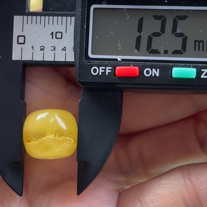 【闪购商品】琥珀裸石未镶嵌49号