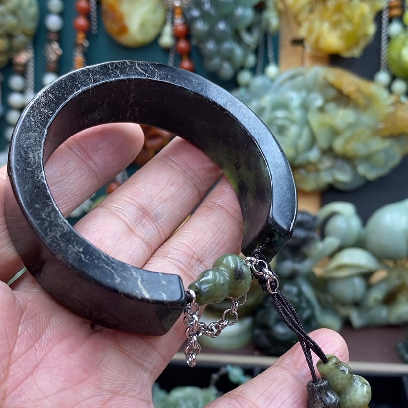 【闪购商品】未镶嵌岫玉手牌54