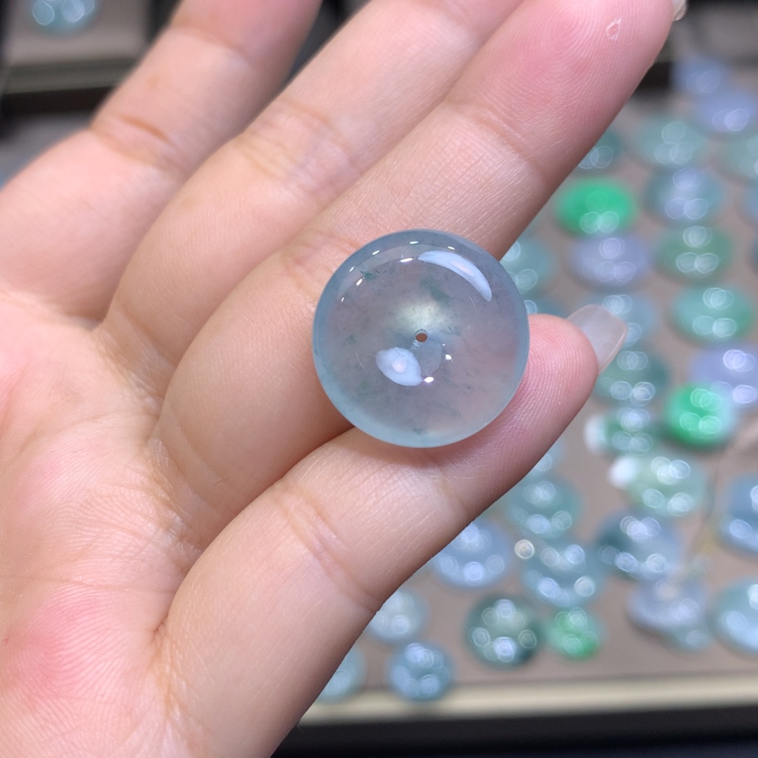 翡翠未镶嵌颈饰平安扣18*5.9