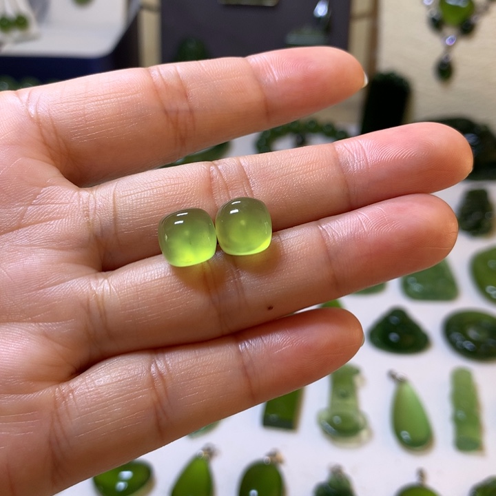 岫玉银S925镶嵌耳钉耳钉