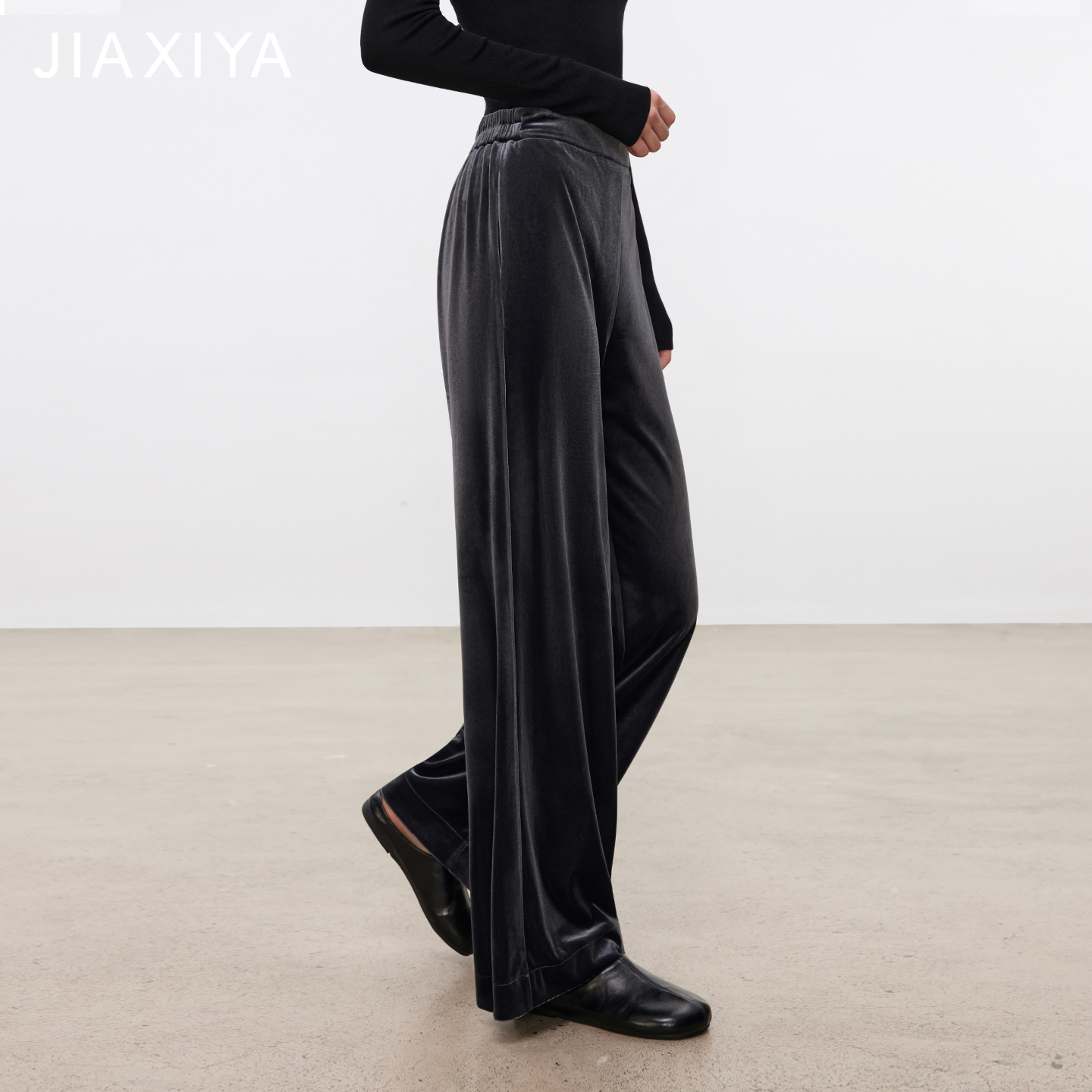 秋冬新款优雅小众气质休闲显瘦垂感英伦风丝绒直筒裤231040003