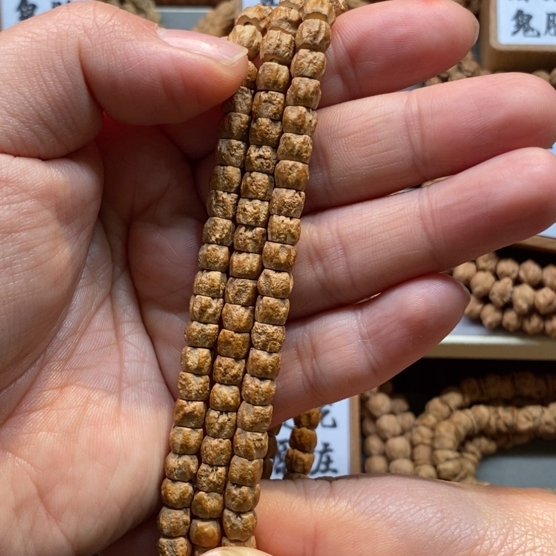 柏香籽/百香籽吊坠