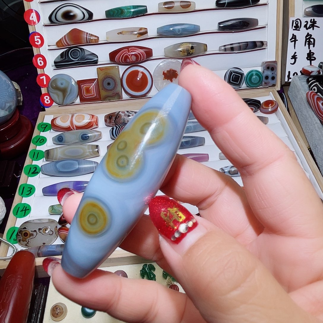 玛瑙/玉髓颈饰未镶嵌