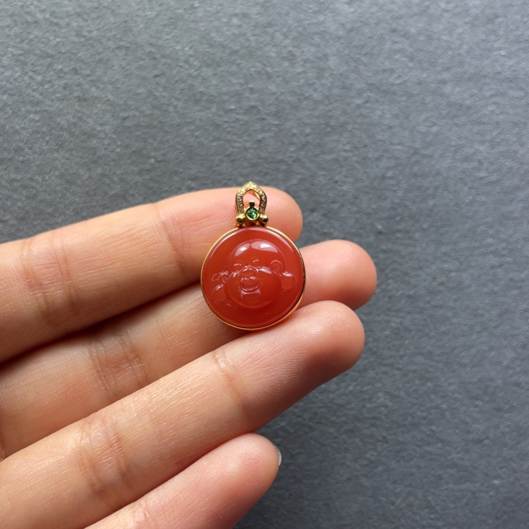 南红玛瑙配饰未镶嵌弥勒