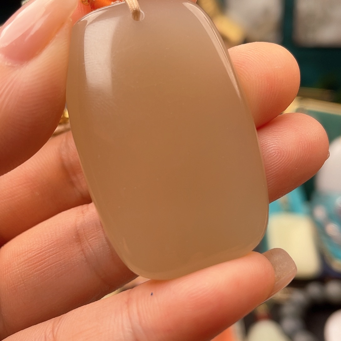 和田玉未镶嵌颈饰藕