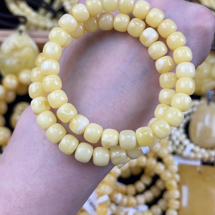 未镶嵌琥珀裸石琥珀，多样性发其一