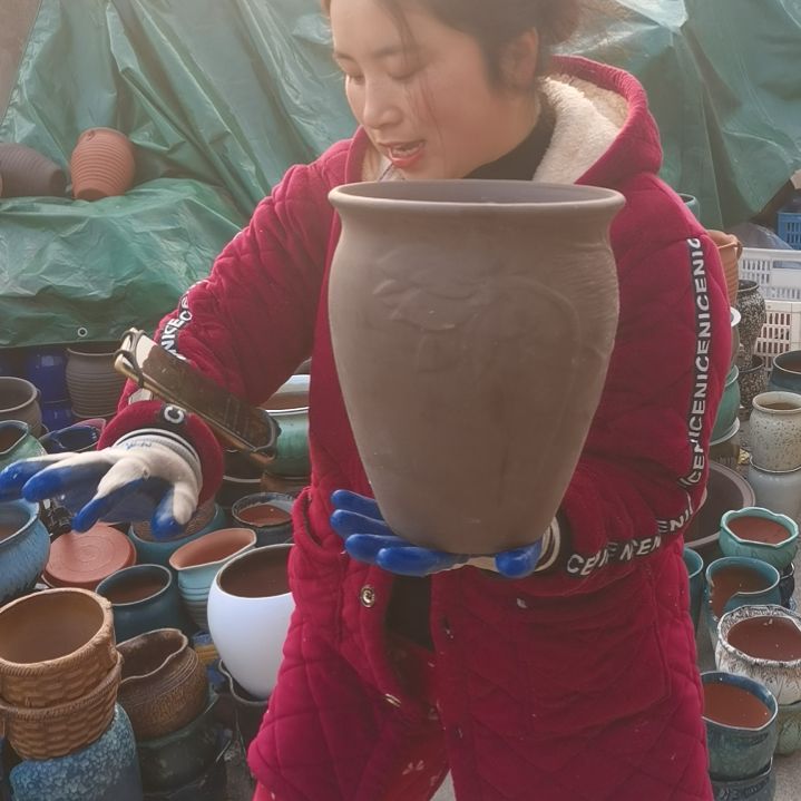 红陶口20高25瑕疵