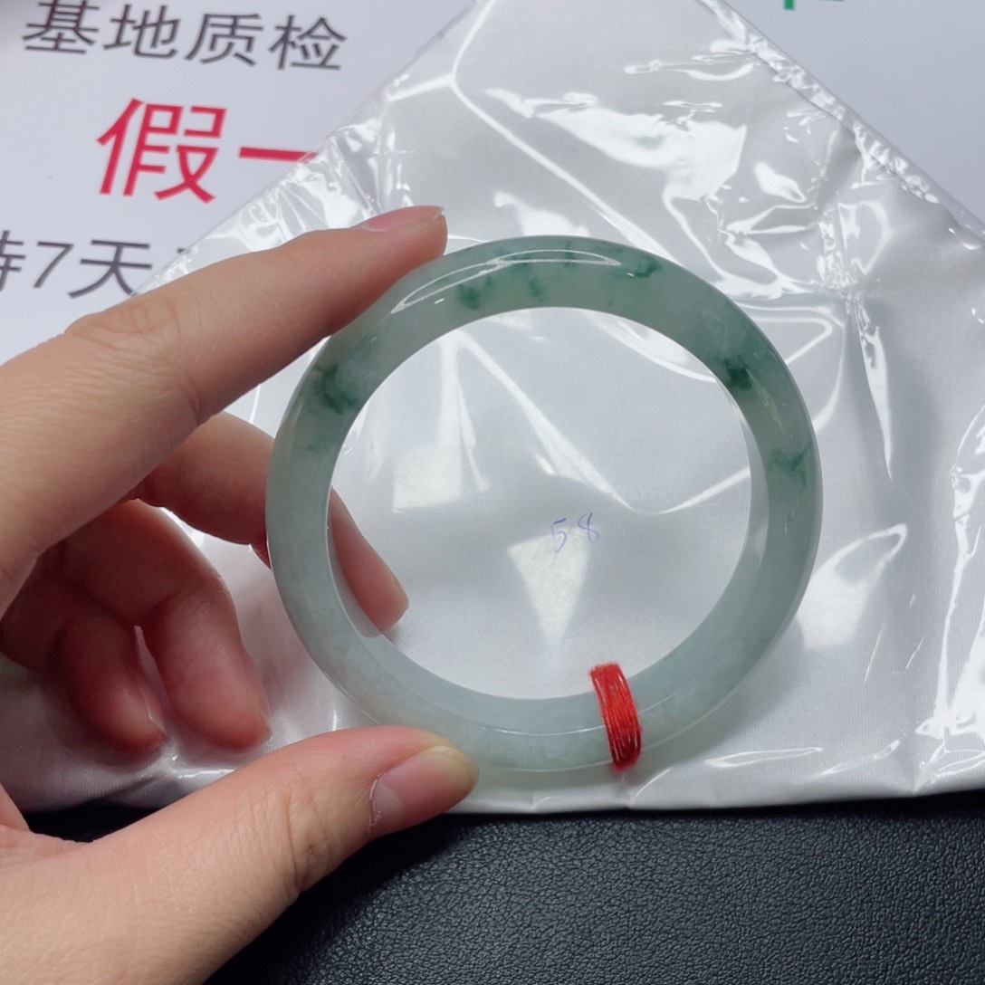 未镶嵌手镯翡翠A****头手镯