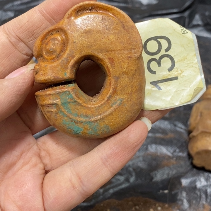 未镶嵌和田玉挂件