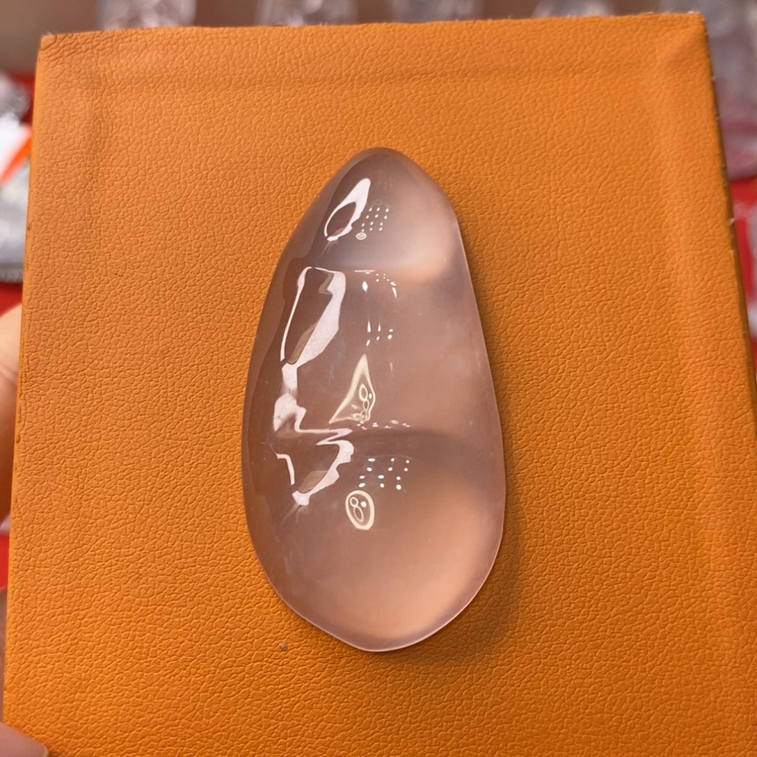 石英质玉未镶嵌吊坠