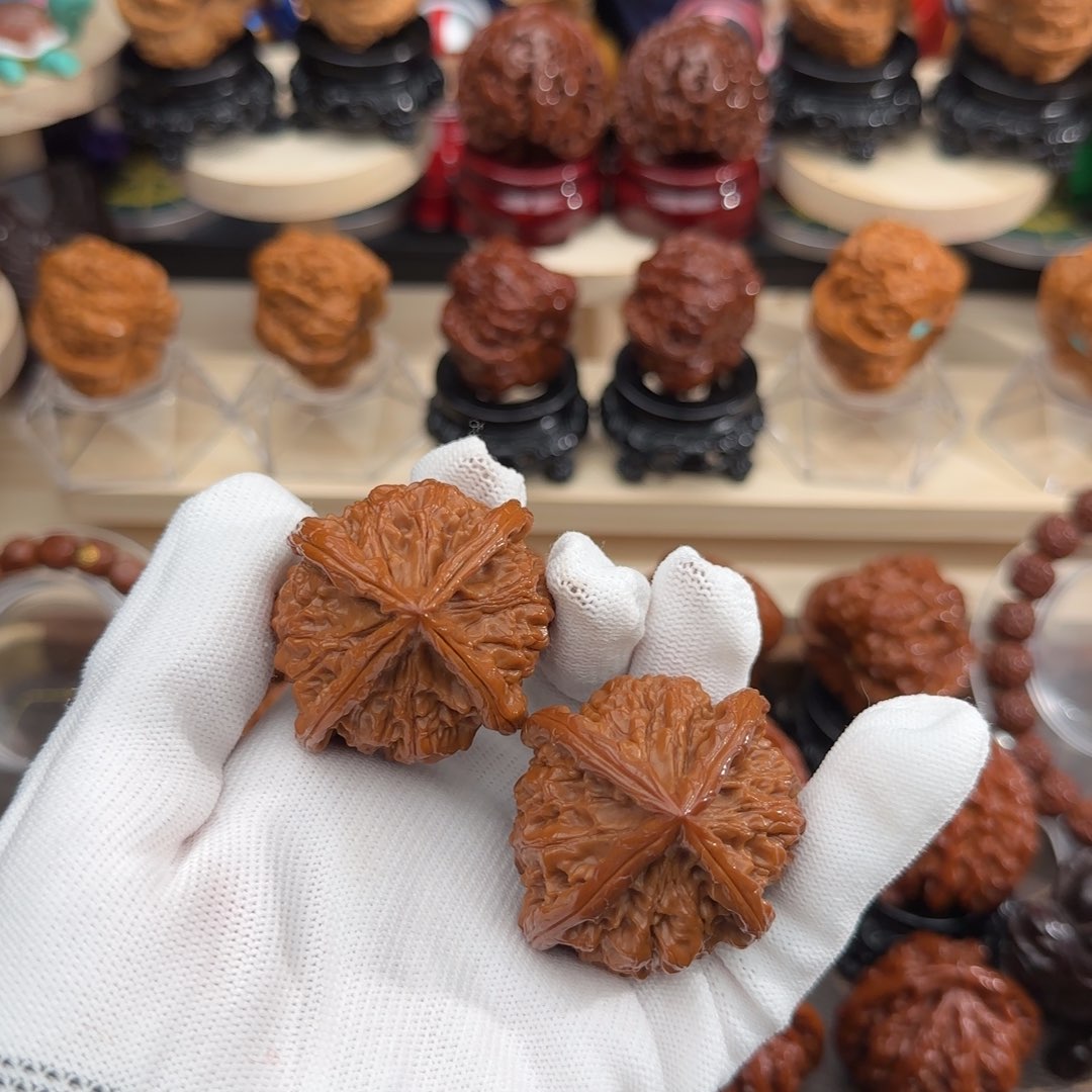 文玩核桃吊坠45全品玉玺四棱